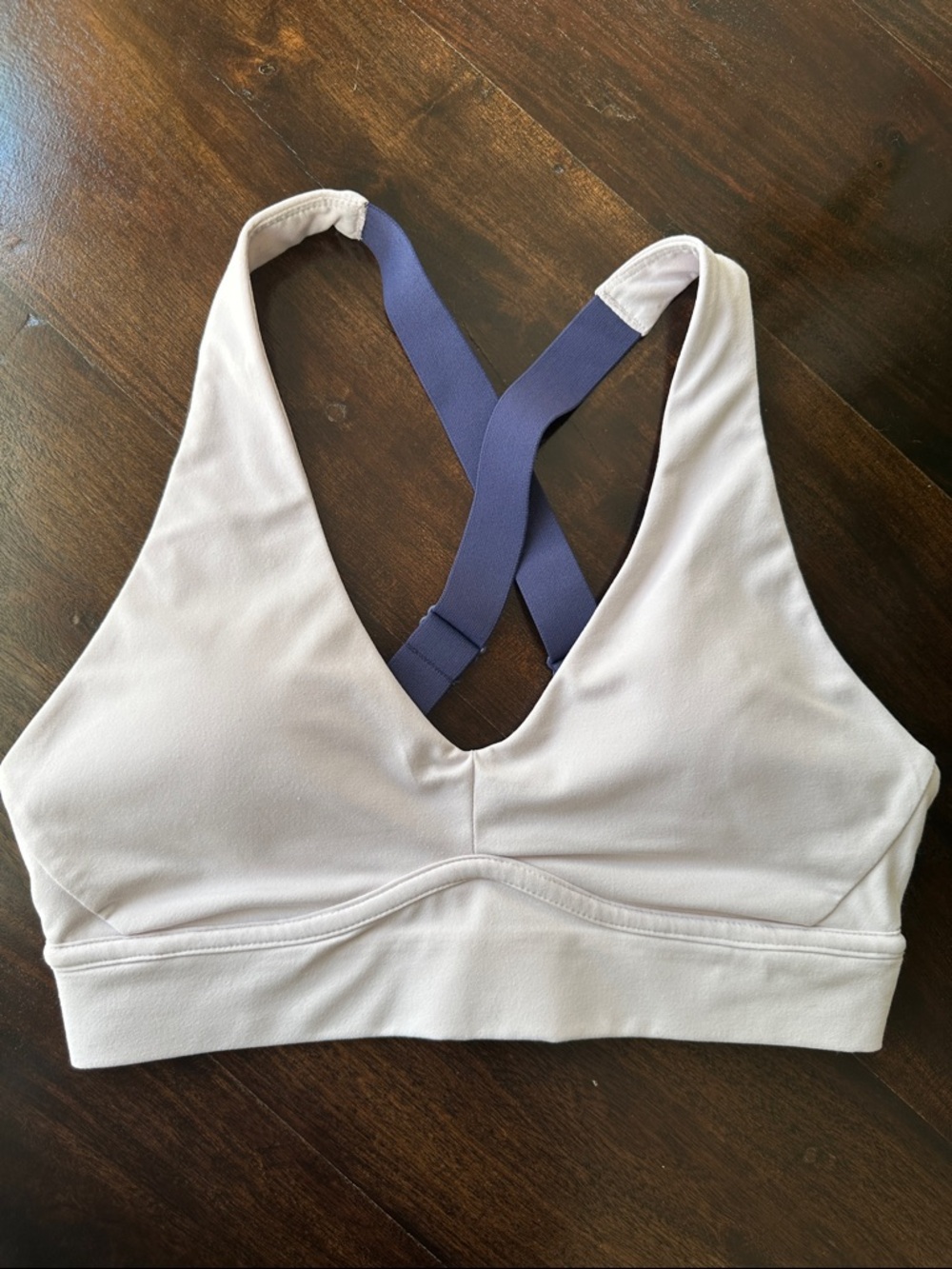 Light Lilac Cross-Back Sports Bralette